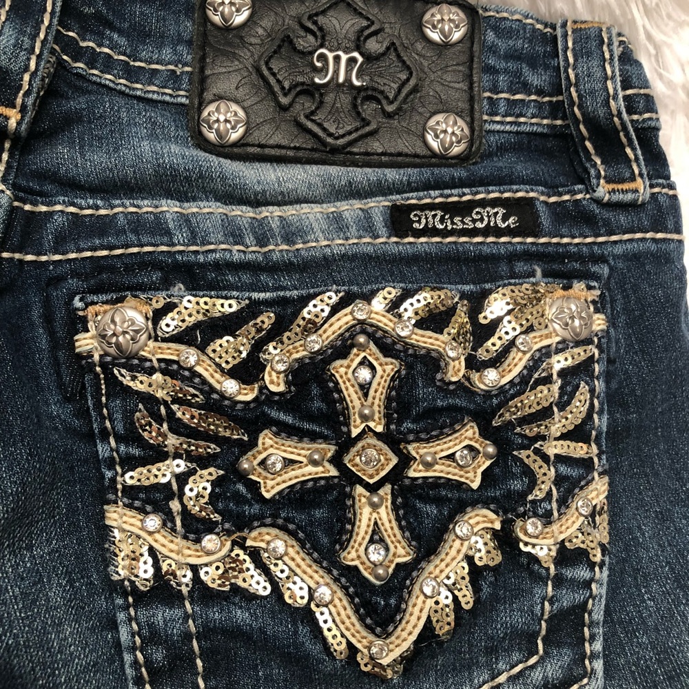 Miss me “girls” boot jean.